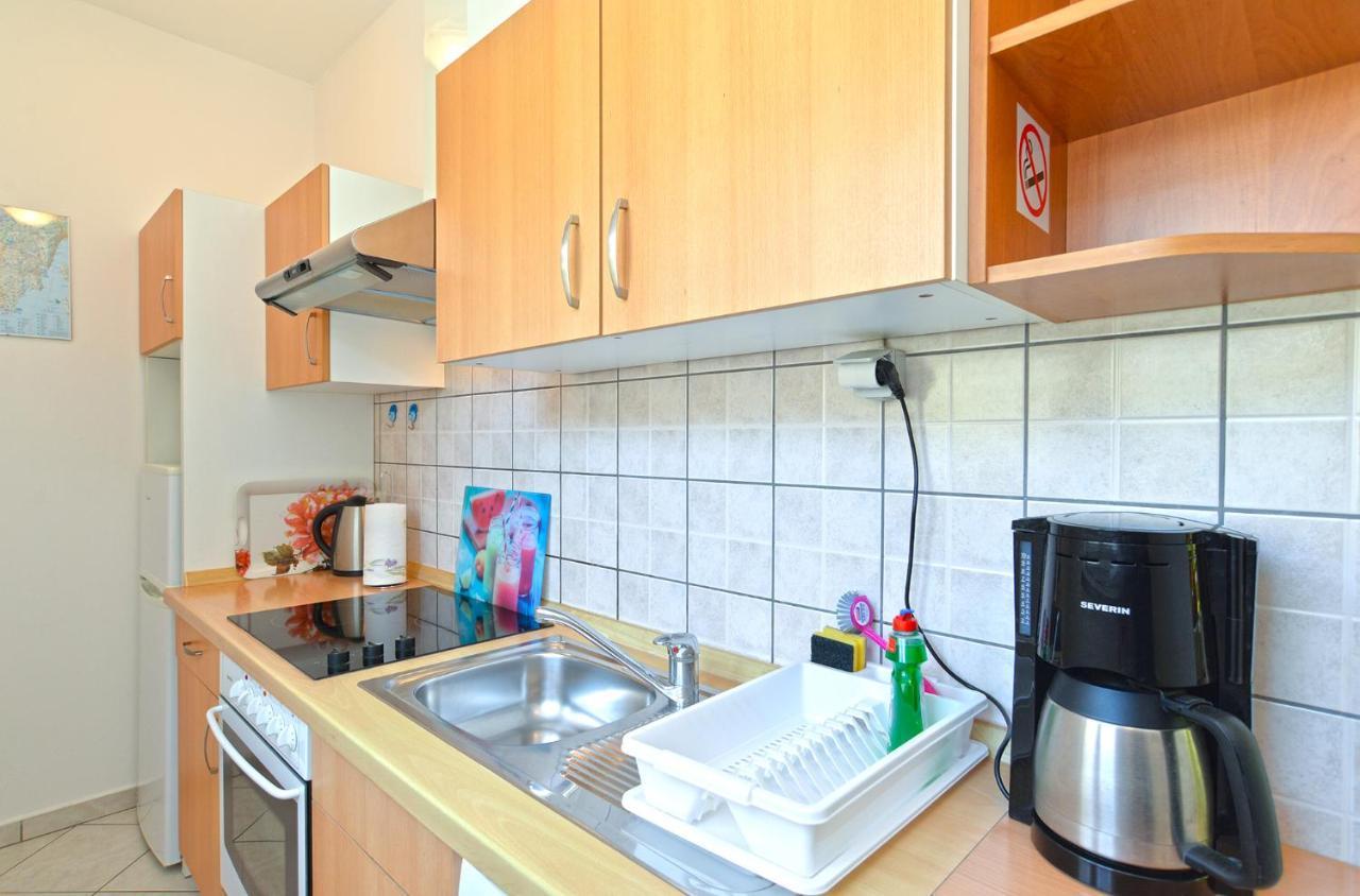 Apartments Marko 1377 โปเรช ภายนอก รูปภาพ