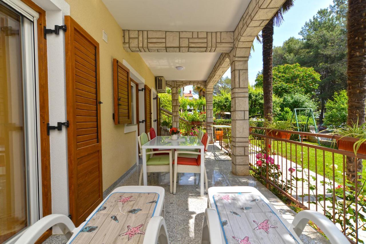 Apartments Marko 1377 โปเรช ภายนอก รูปภาพ