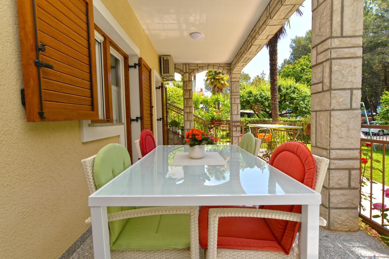 Apartments Marko 1377 โปเรช ภายนอก รูปภาพ